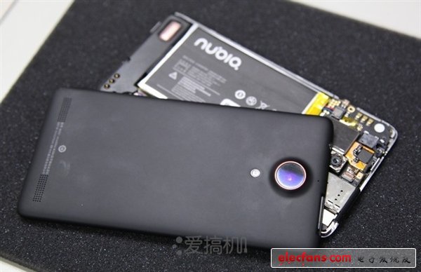 真值3456？拆開nubia Z5一探究竟