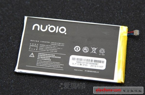 真值3456？拆開nubia Z5一探究竟