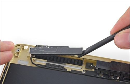 iPad Air2拆機圖文詳解，2GB內(nèi)存和NFC模組