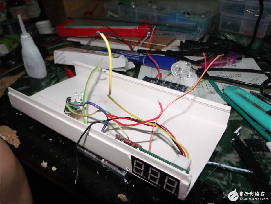 顛覆想象！專業(yè)工程師制作的超炫酷DIY移動電源