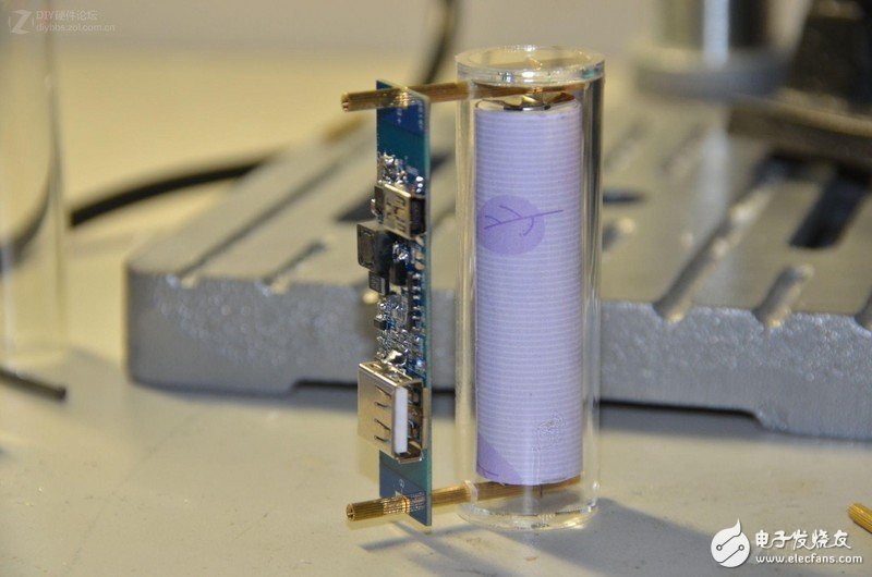 顛覆想象！專業(yè)工程師制作的DIY多功能移動電源