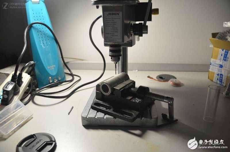 顛覆想象！專業(yè)工程師制作的DIY多功能移動電源