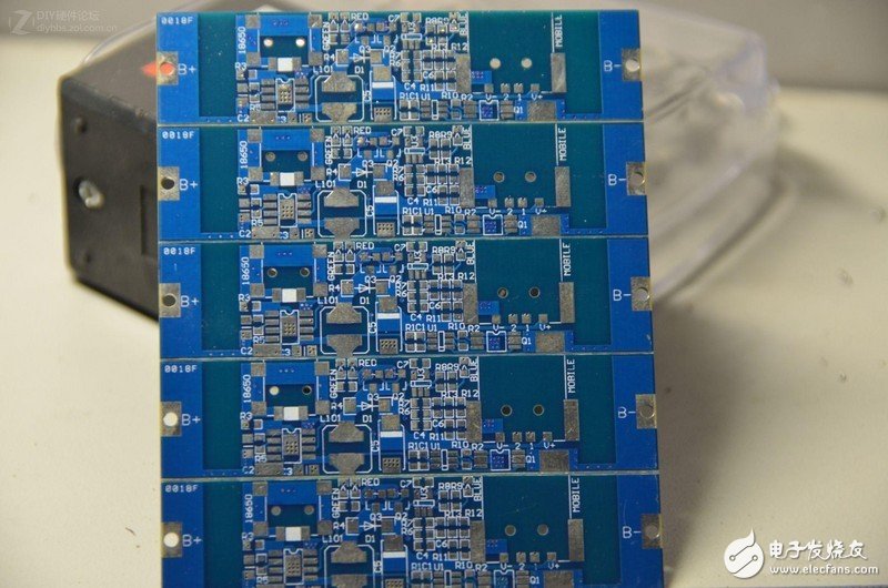 顛覆想象！專業(yè)工程師制作的DIY多功能移動電源