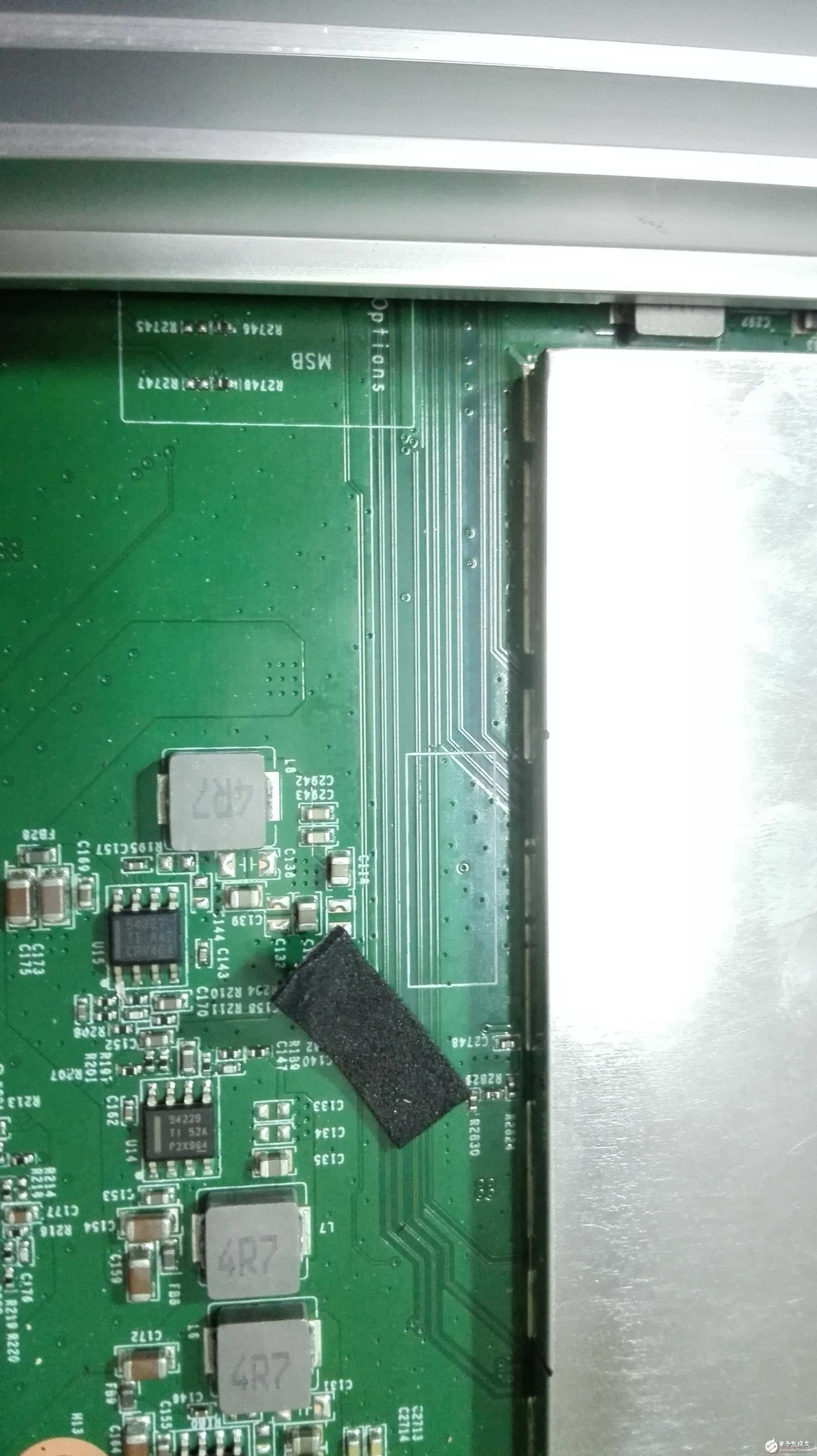 談工藝講情懷！一起來(lái)看WIFI路由器大拆解